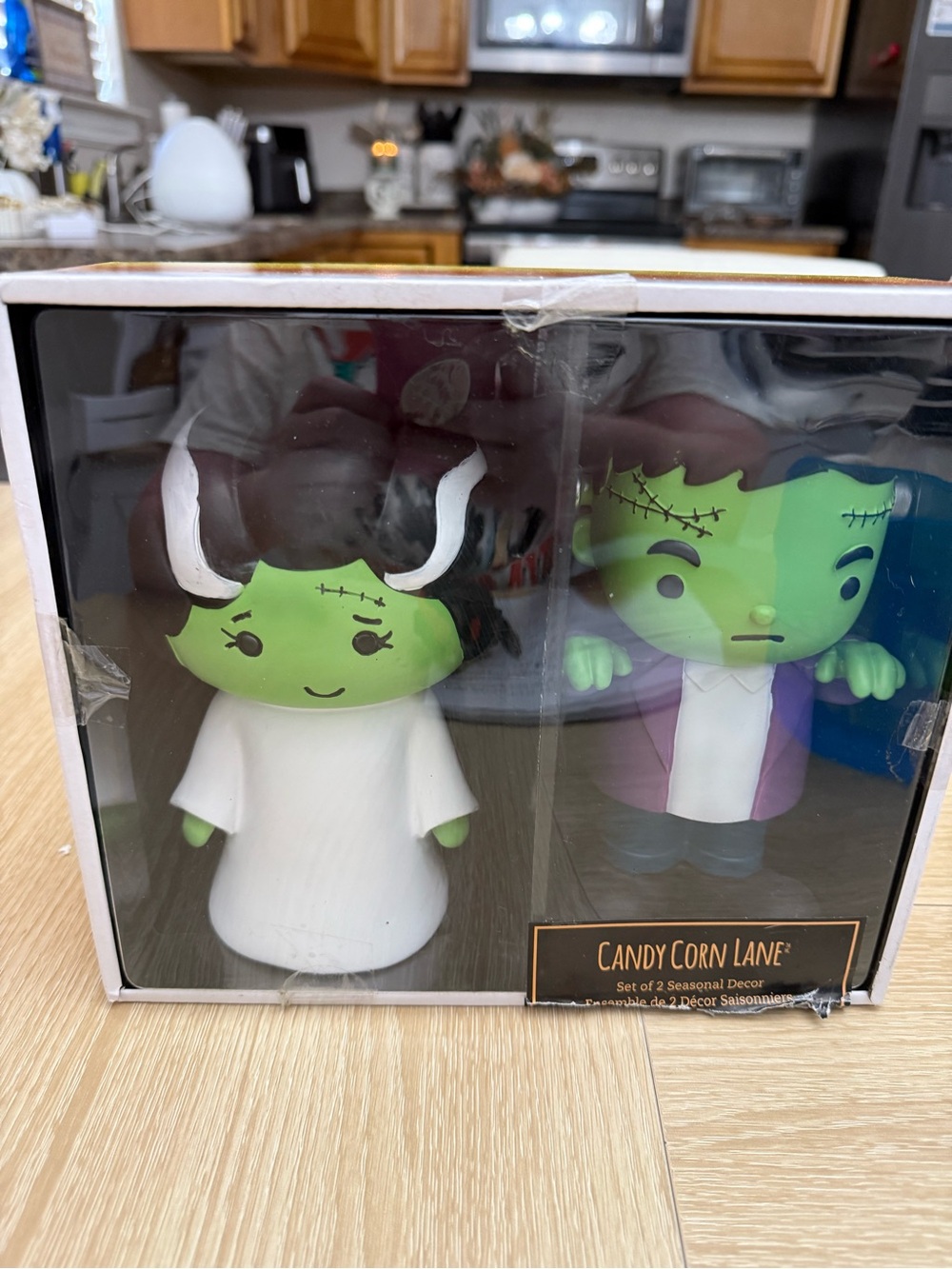 Green Frankenstein Couple Seasonal Home Accents Set